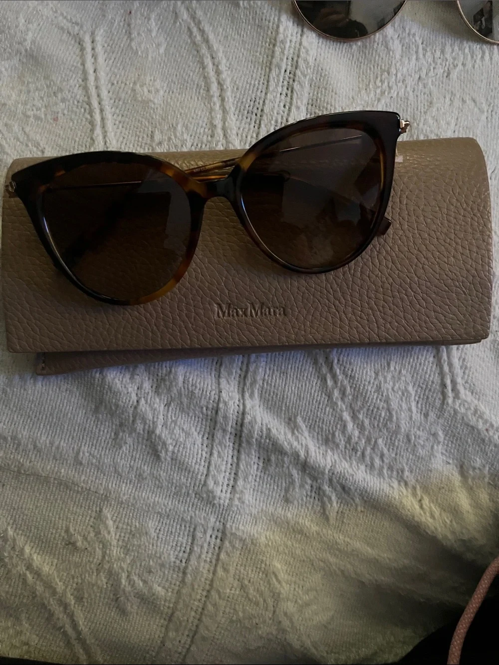 MaxMara Tortoiseshell Cat-Eye Sunglasses with Brown Lenses